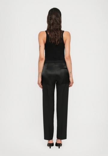 Узкие брюки