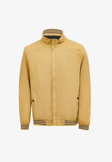 Куртка бомбер