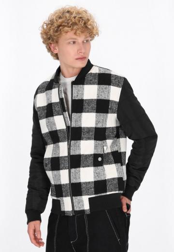 Куртка бомбер