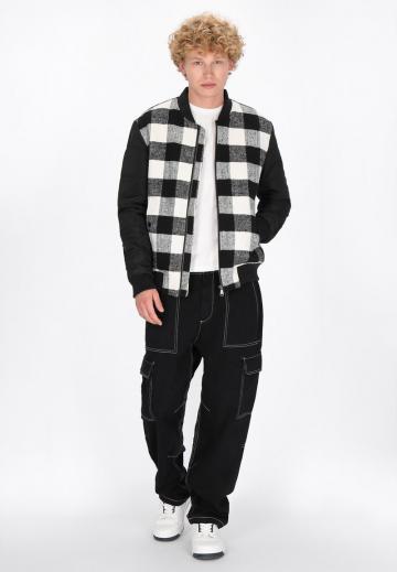 Куртка бомбер