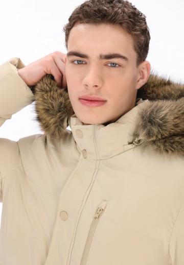 Зимняя куртка