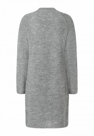 Вязаное платье