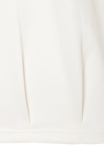 Пуловер с вырезом V