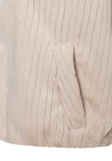 Пуховой жилет