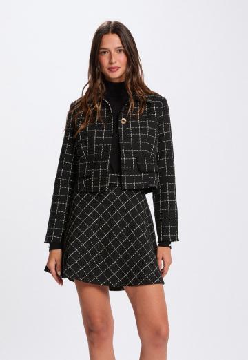 Короткий блейзер