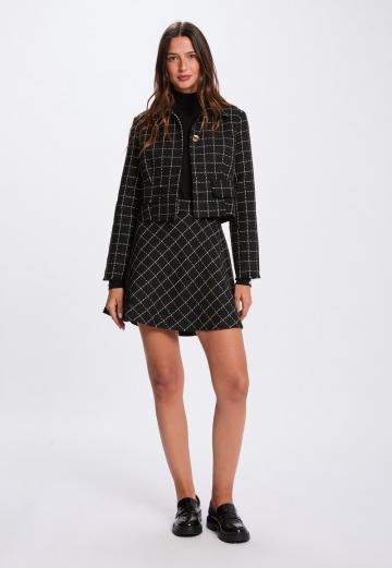 Короткий блейзер