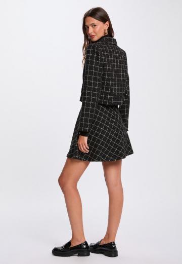 Короткий блейзер