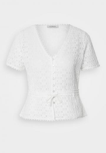 Кружевная блузка