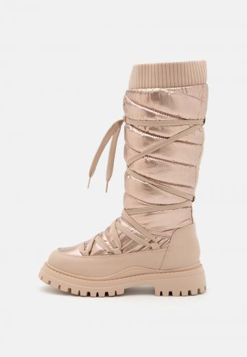 Сапоги на шнуровке