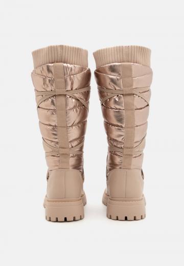 Сапоги на шнуровке