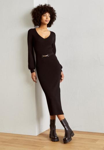 Вязаное платье