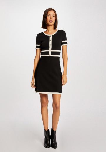 Вязаное платье