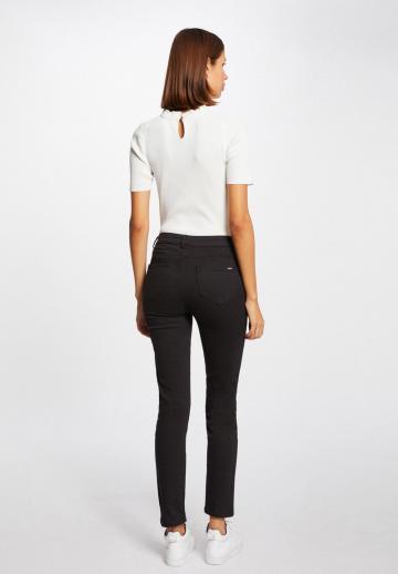 Узкие брюки