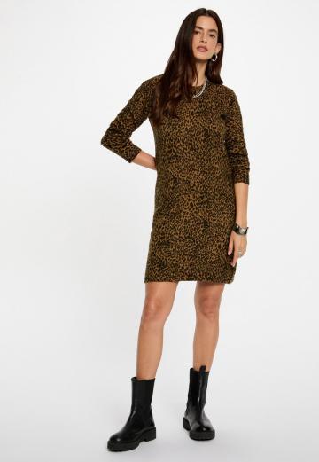 Вязаное платье