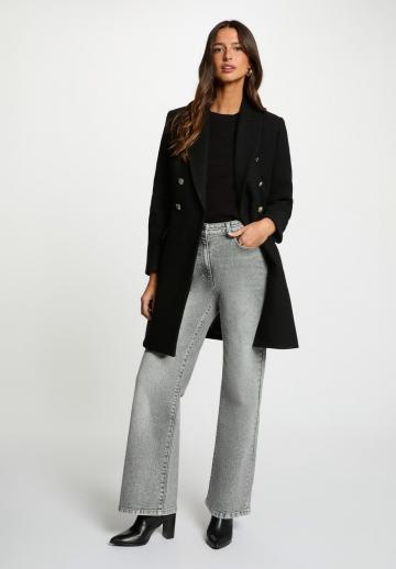 Короткое пальто