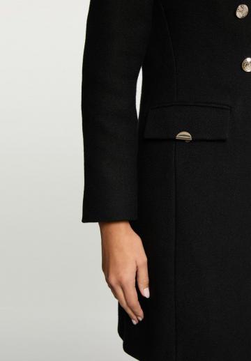 Короткое пальто