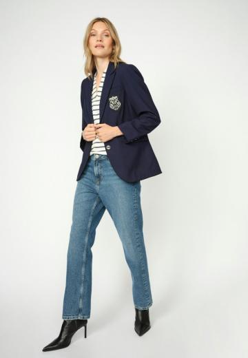 Прямые джинсы