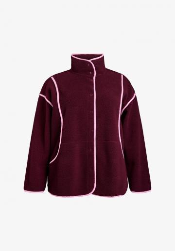 Спортивная куртка