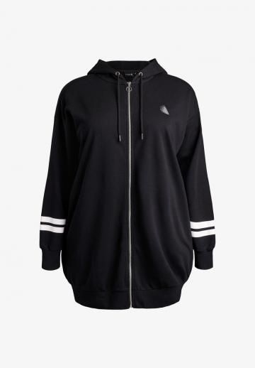 Спортивная толстовка