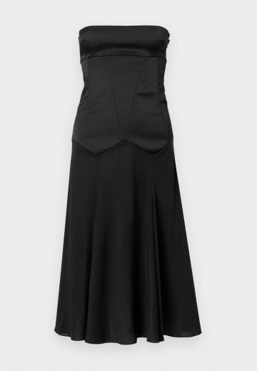 Платье без бретелек