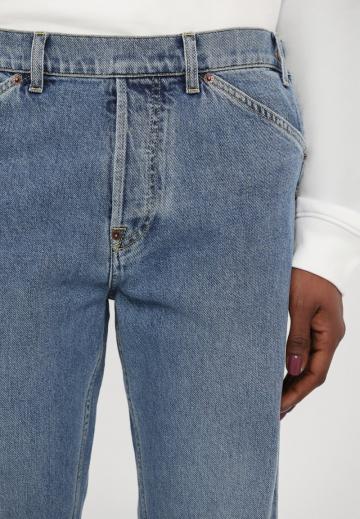 Джинсы бойфренда