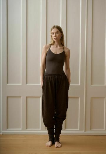 Топ на бретельках