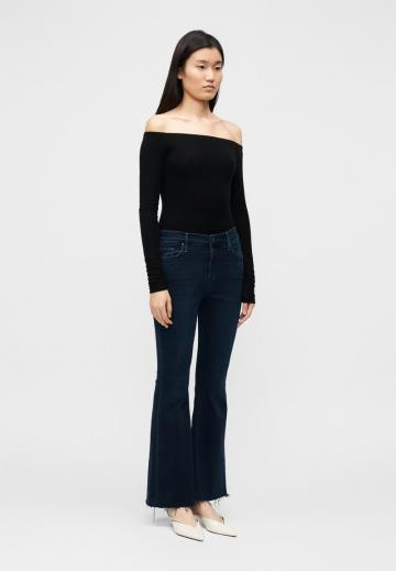 Узкие джинсы