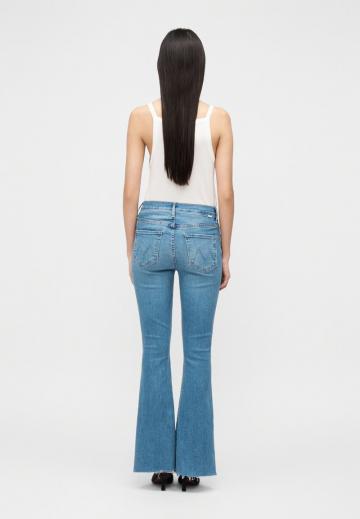 Клешеные джинсы