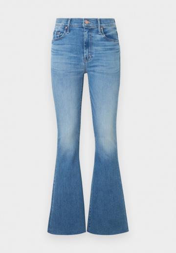 Клешеные джинсы