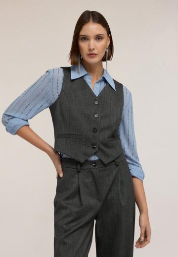 Джинсовая жилетка