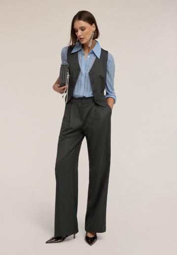 Джинсовая жилетка