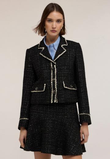 Короткий блейзер