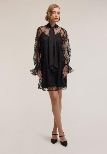 Короткое платье