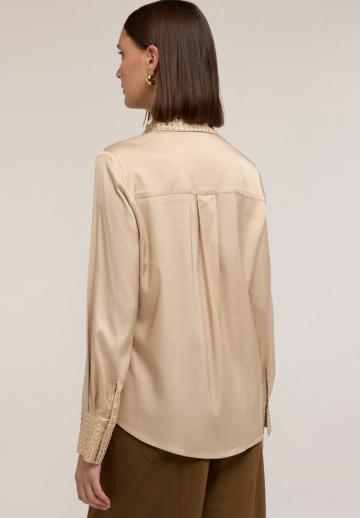 Атласная блузка