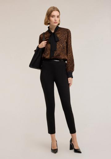 Атласная блузка