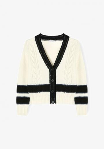 Вязаный жилет