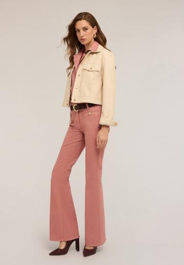 Куртка с накладнымит карманами