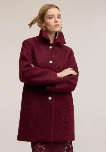 Короткое пальто