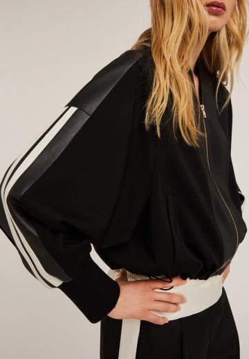 Байкерская куртка