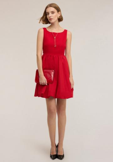 Короткое платье