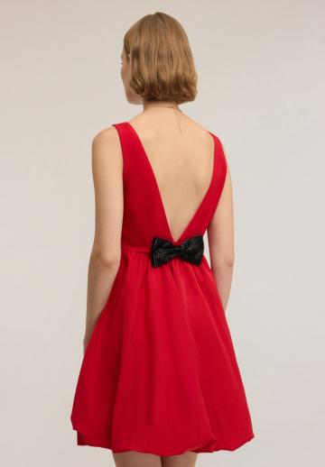 Короткое платье