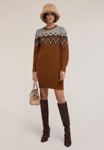 Платье футляр