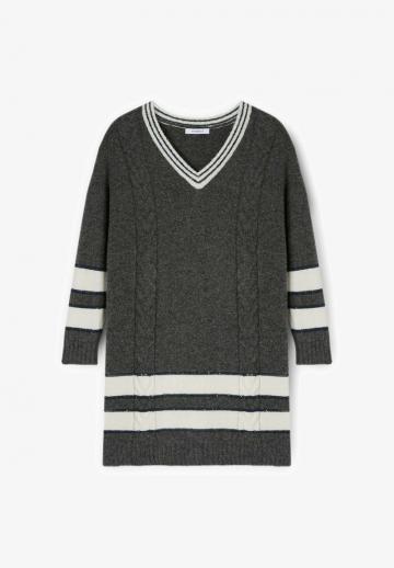 Вязаное платье