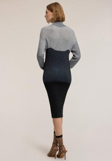 Вязаное платье