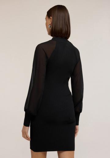 Платье футляр