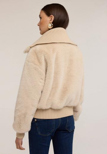 Зимняя куртка