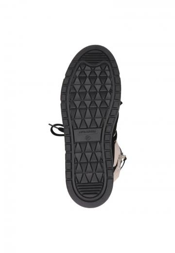 Зимние ботинки