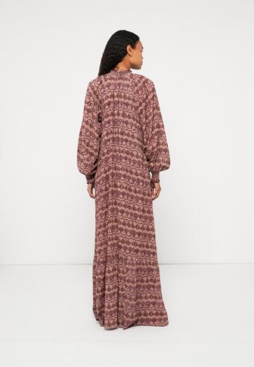 Платье макси