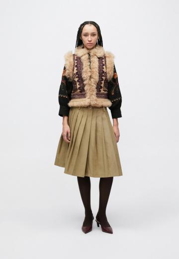 Пуховой жилет