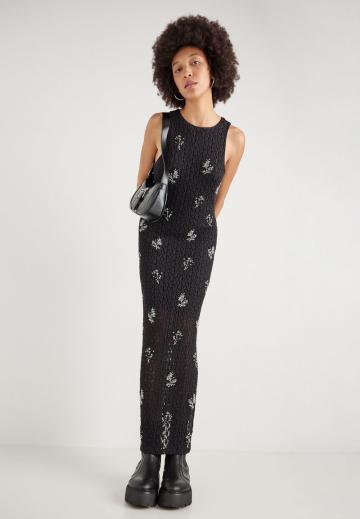 Пляжное платье